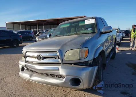 2005 Toyota Tundra Sr5 V8 from USA, damaged, VIN 5TBBT44105S462372